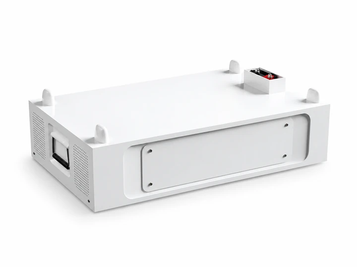 Stackable battery cell modules