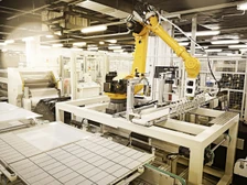 Production automatisée de modules Canadian Solar, exemple industriel ultérieur